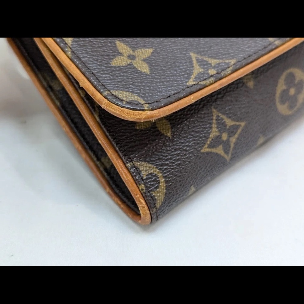 Louis Vuitton Brown Monogram Crossbody Bag with Tan Trim - Picture 10 of 13